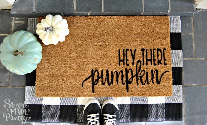 Amazing DIY ideas to help decorate your porch for fall.