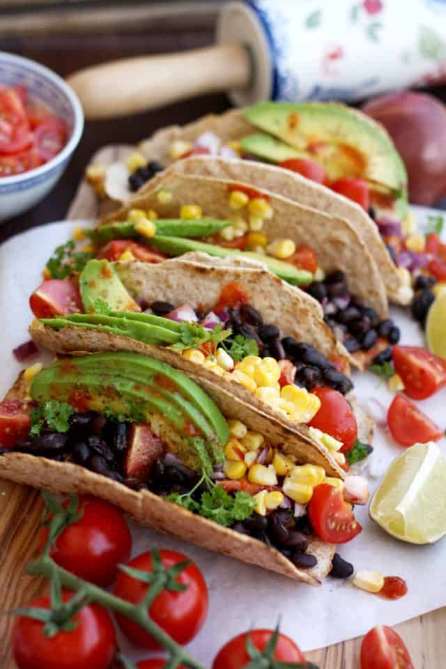 5 Minute Easy Vegan Tacos from Happy Kitchen. Rocks