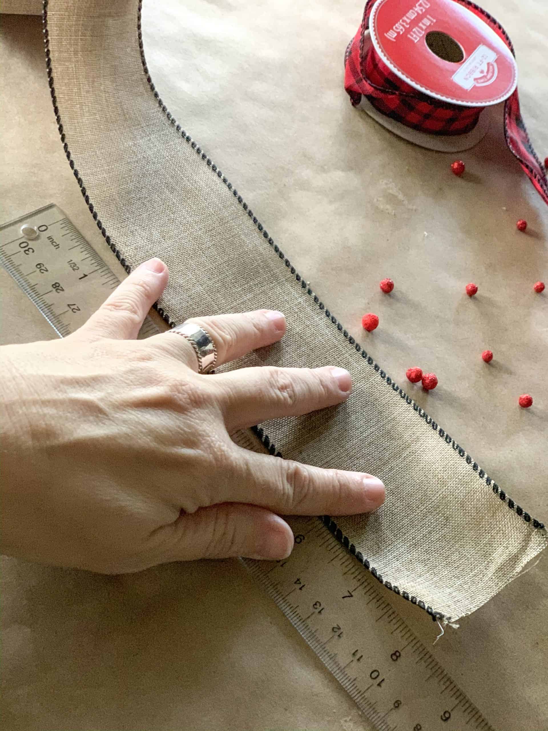 Cut ribbon for ribbon poinsettia diy