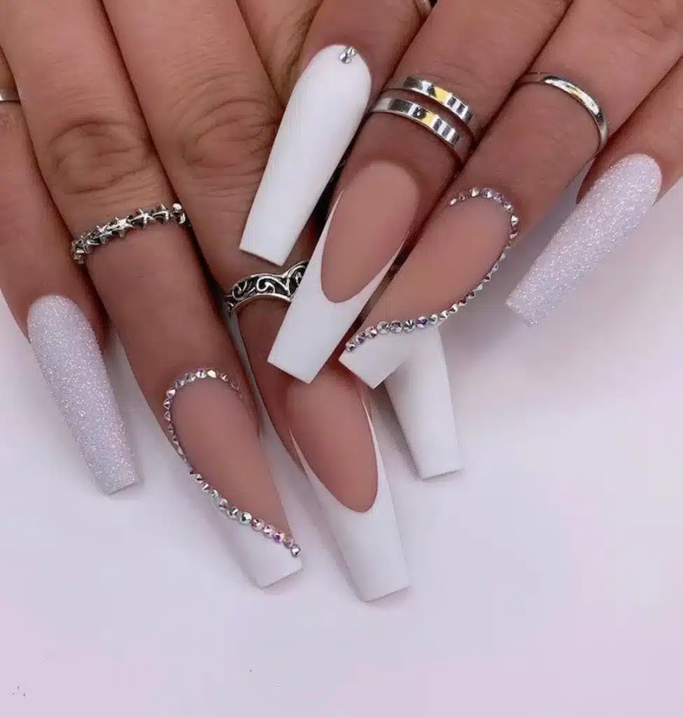 LUXURY NAILS