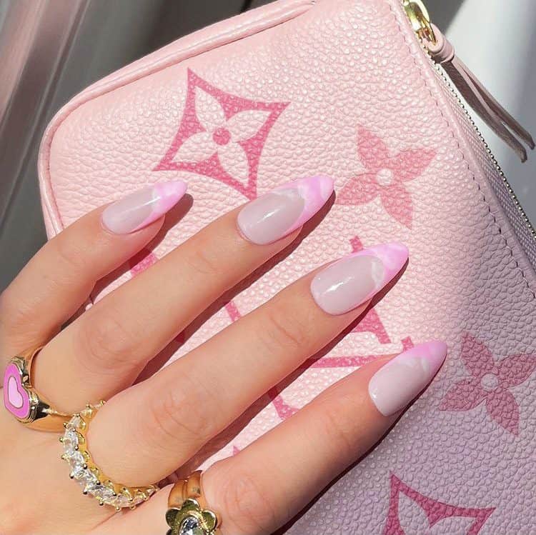 pink nails