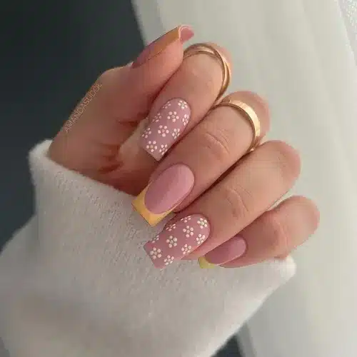 pink nails