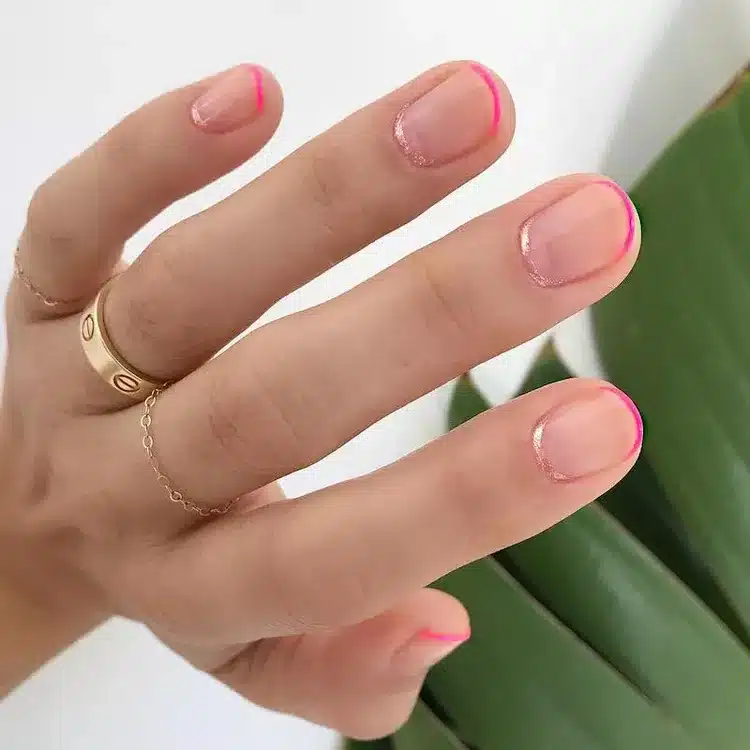pink nails