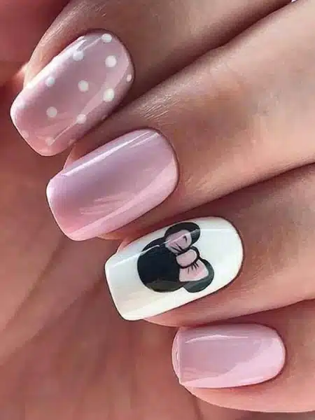 pink nails