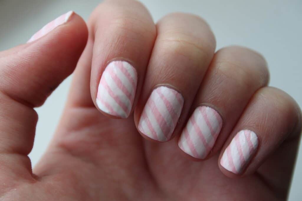pink nails