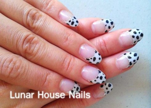 Dalmatian disney nails