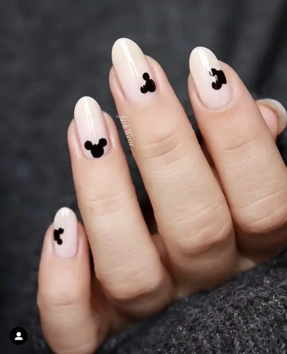 simple disney nails