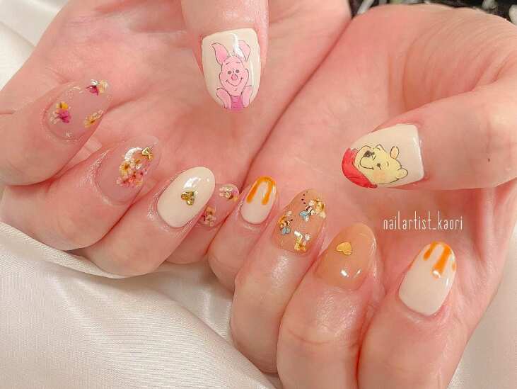winnie the poo disney nails 8