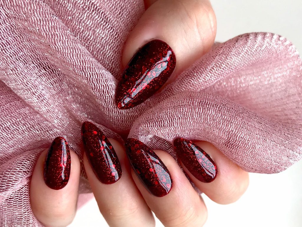 black and red autumn nails
