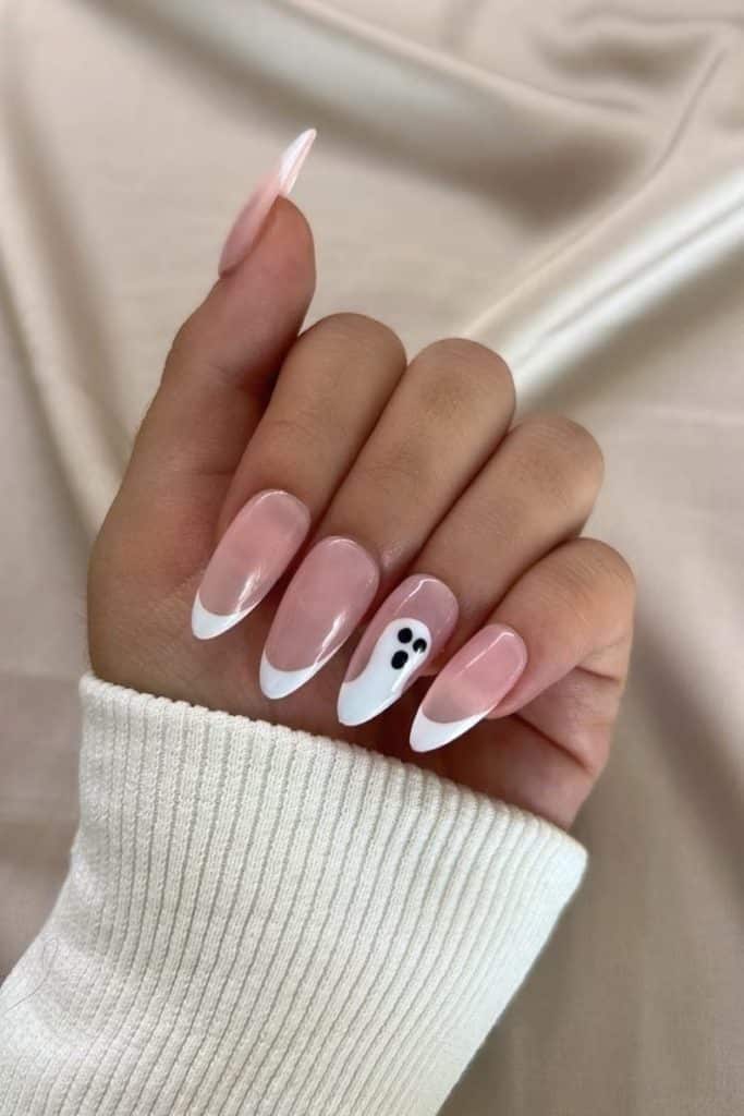 ghost halloween nails