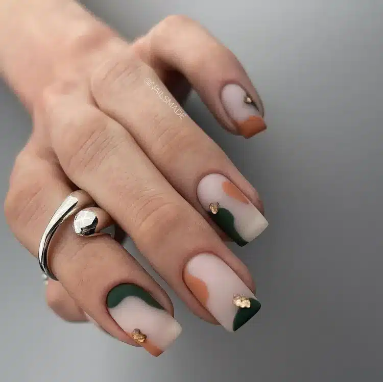 green-and-brown-autumn-nails