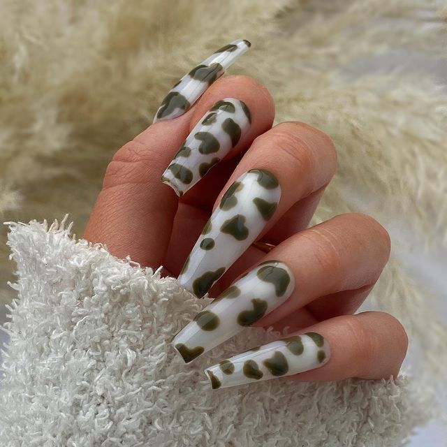 olive cow print Autumn nails