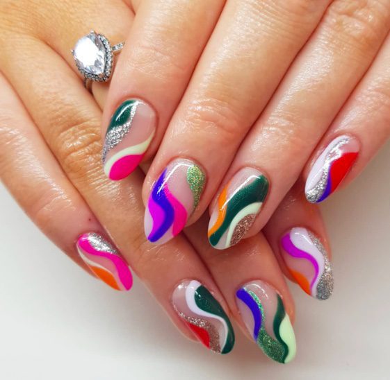 70s inspired nails glitter