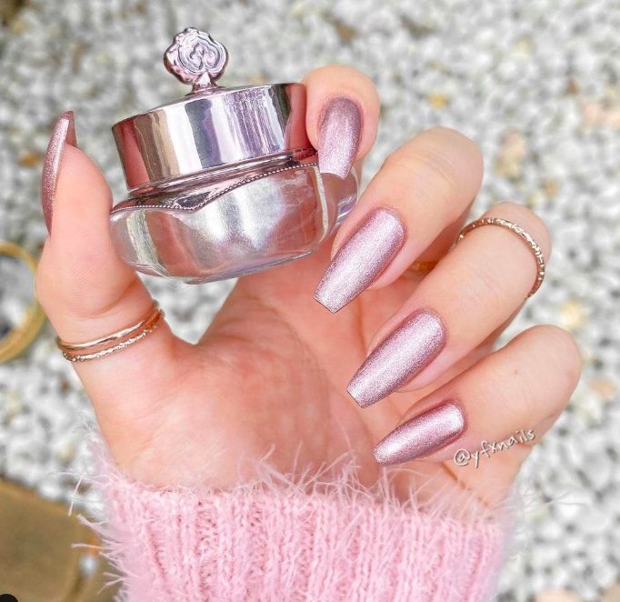 dusty rose metallic nails