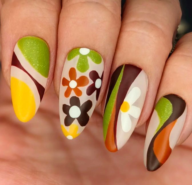 70s inspired nails earth tones