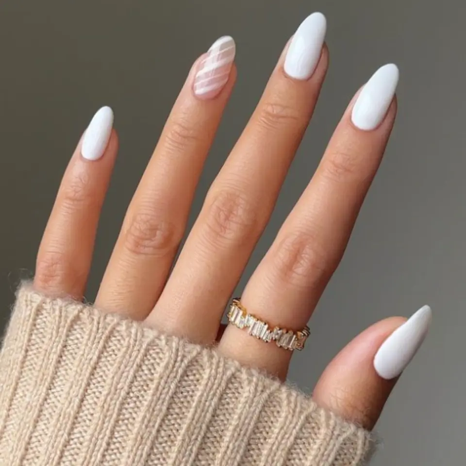 white swirl classy engagement nails