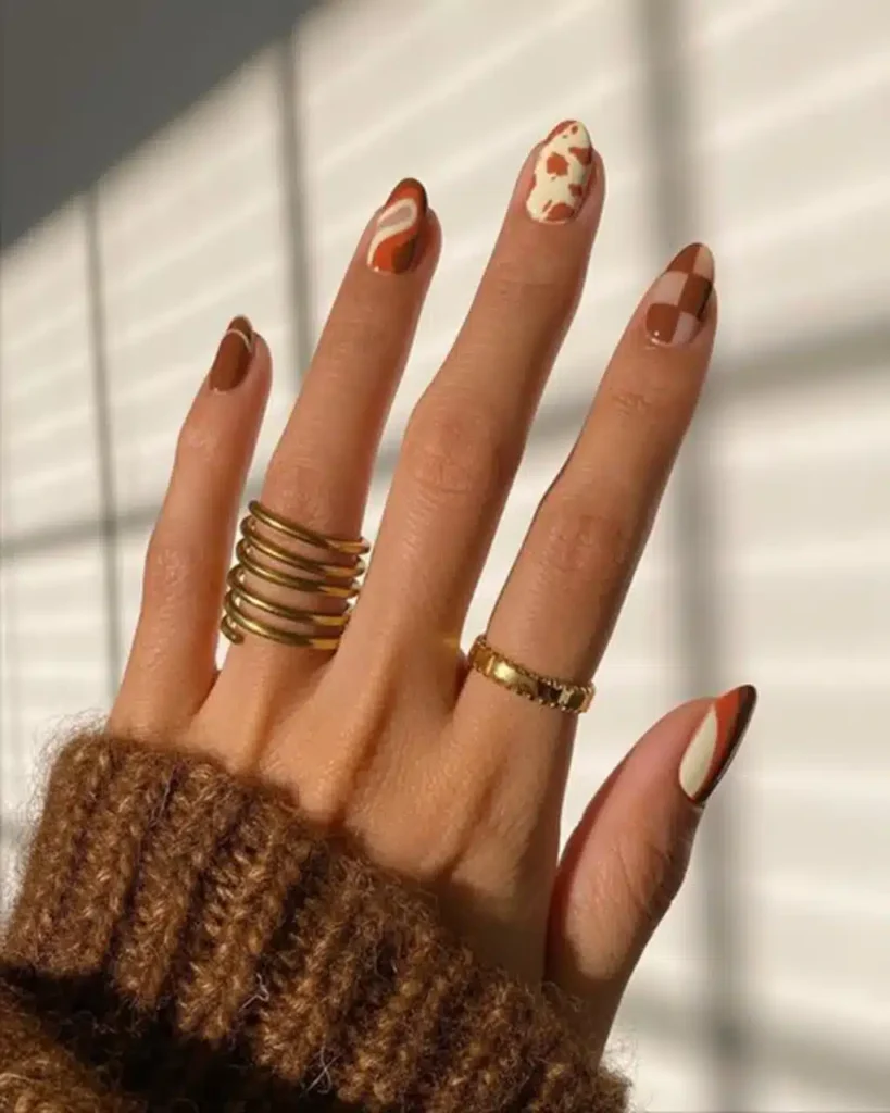 classy short autumn nails
